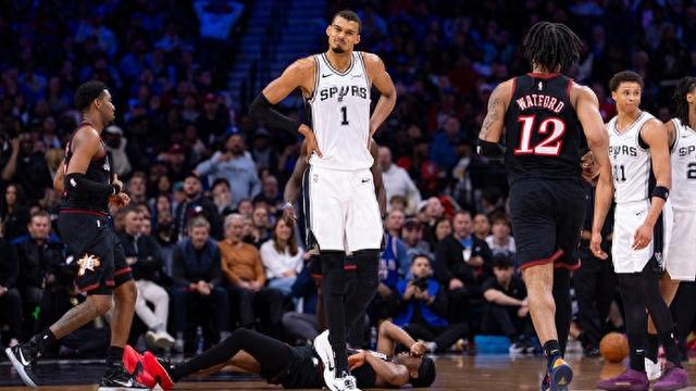 开云体育-Kaiyun Sports-正负值+41！文班亚马：我们是世界上最棒的球队|客场|圣安东尼奥马刺队|维克托·文班亚马|凯尔登-约翰逊|NBA常规赛_新浪体育_新浪新闻