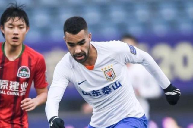 开云体登录-【足协杯】刘洋德尔加多各2球 泰山总分5比2进决赛